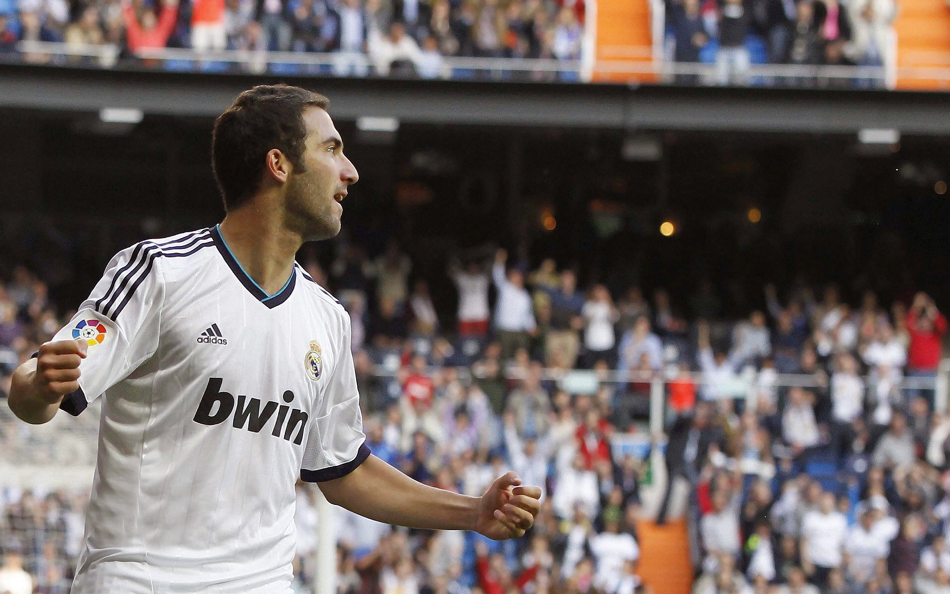 克洛普不断创新战术,利物浦向更高目标发起冲击