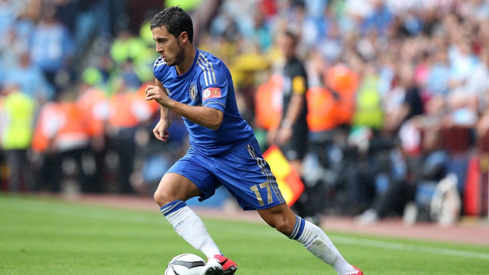 闪电战术成为球队新武器，快节奏比赛席卷赛场，闪电战打法